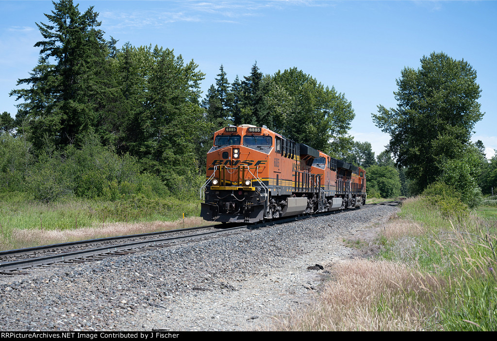 BNSF 6885